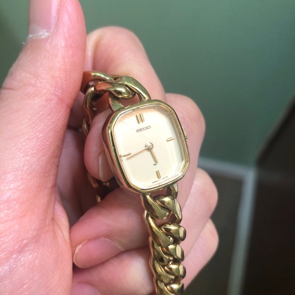 Vintage winded up chain seiko watch main image 5